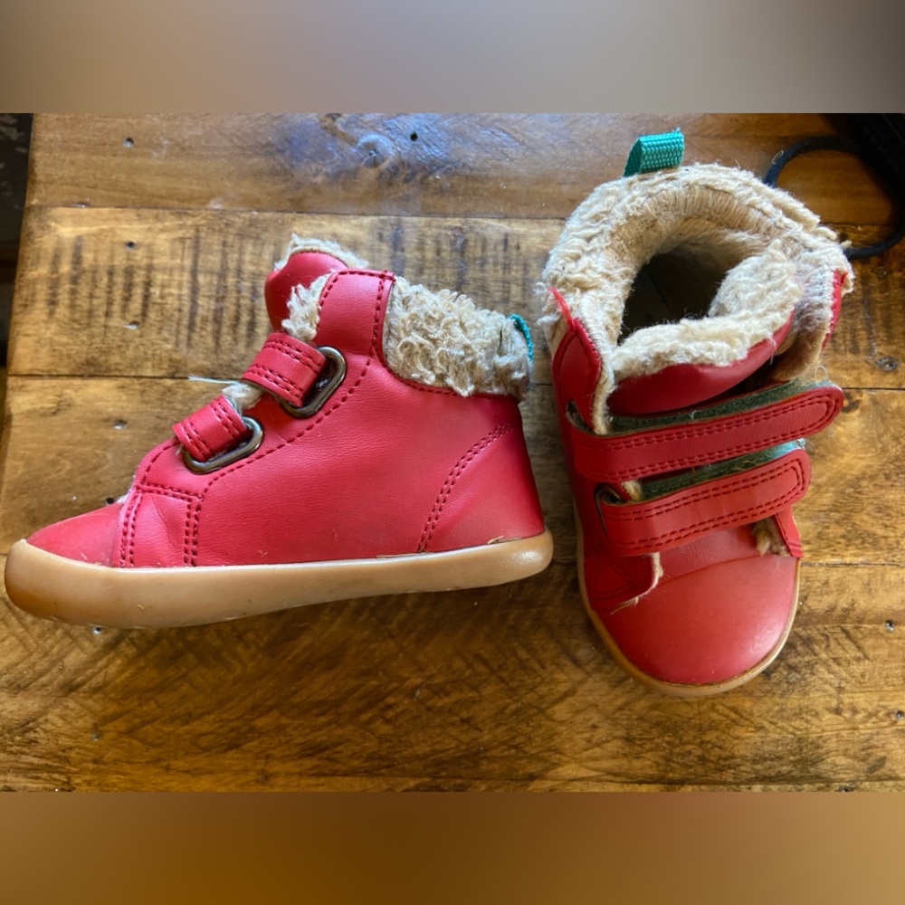 Ten Little Fleece-Lined High Tops Toddler size 6